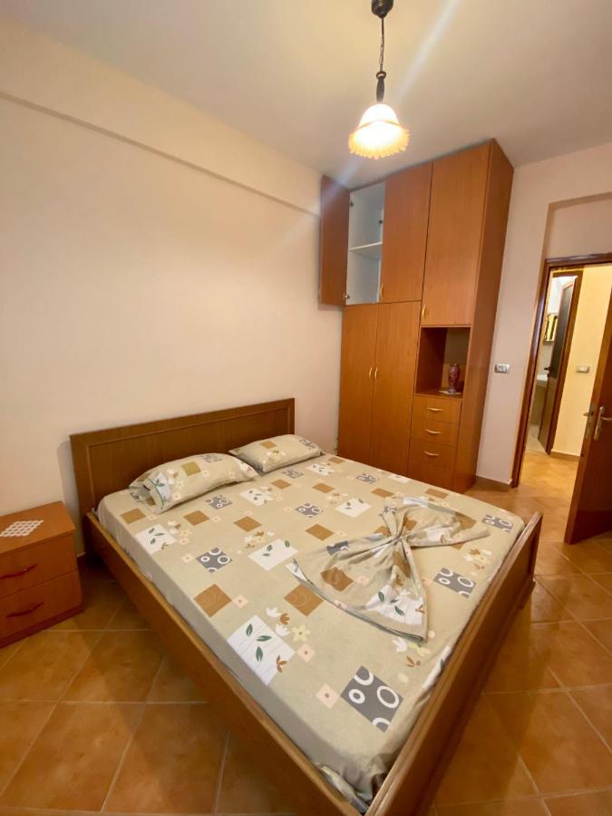 Family Apartments Sarandë Exteriör bild
